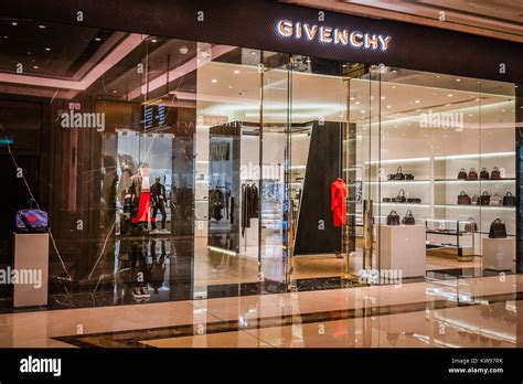 givenchy paris online store.